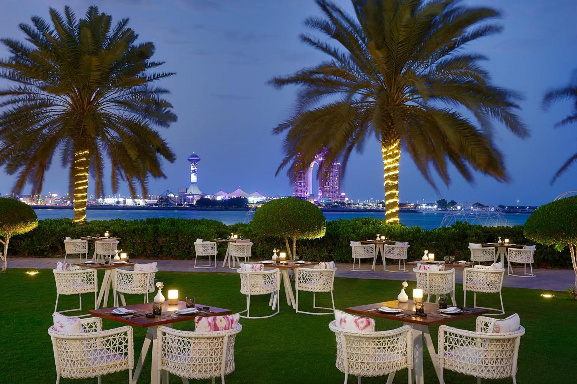 The St. Regis Abu Dhabi Hotel Exterior foto The Beach at Jumeirah