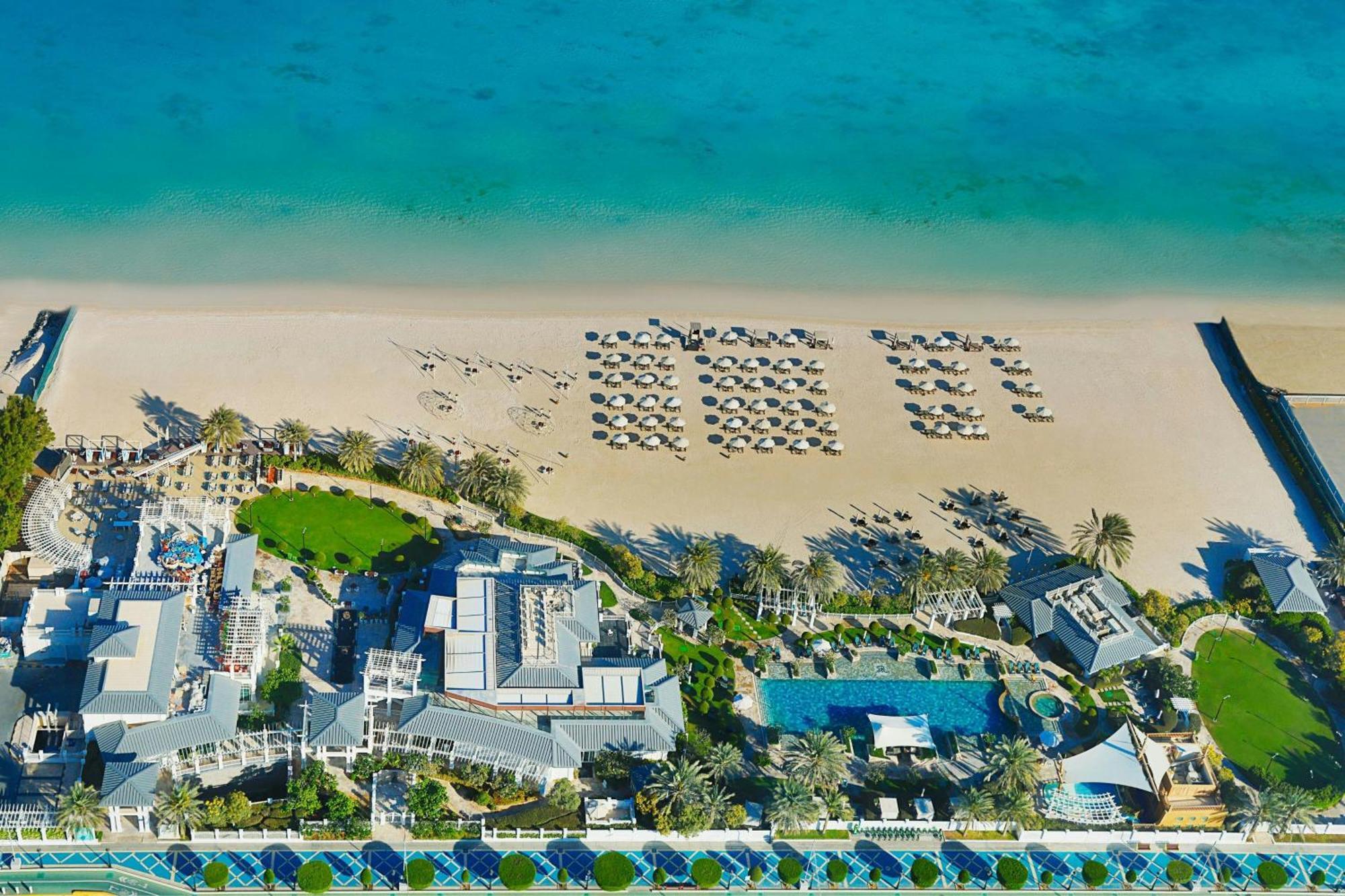 The St. Regis Abu Dhabi Hotel Exterior foto Aerial view of the resort